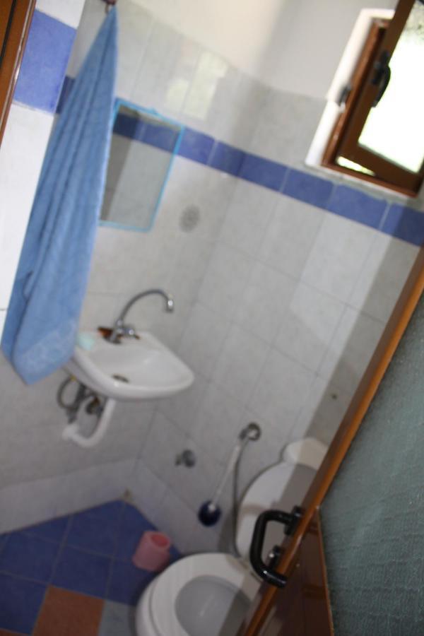 Guesthouse Benardo Саранда Екстер'єр фото
